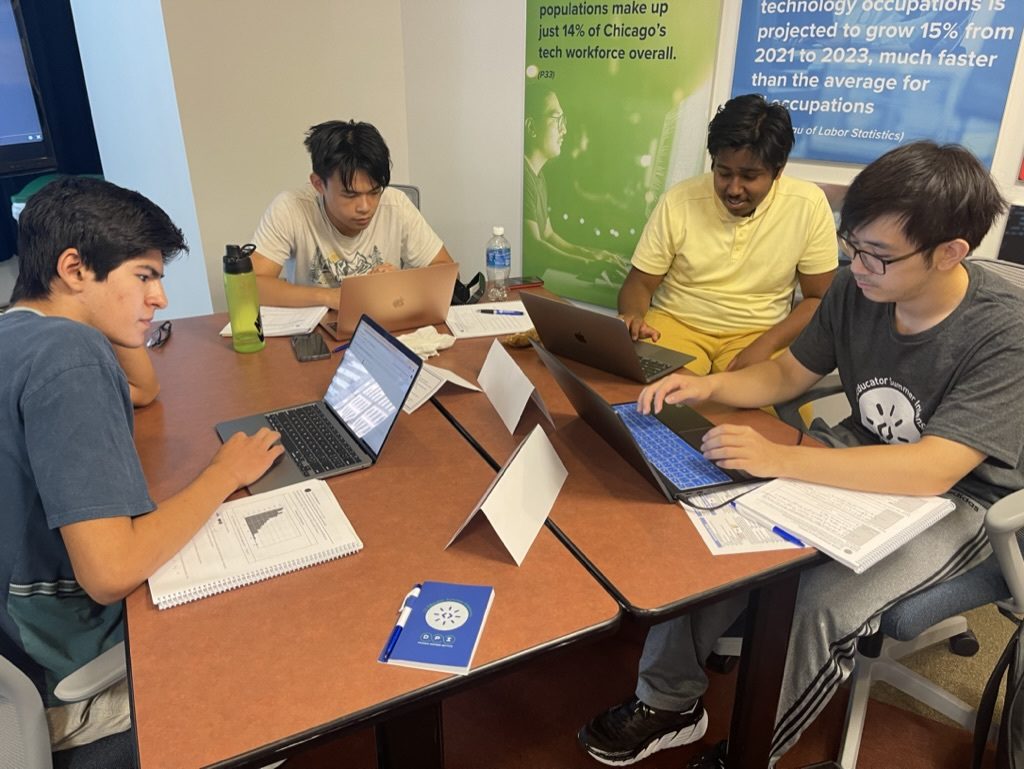 Students collaborated on projects in the Data Science Intensive